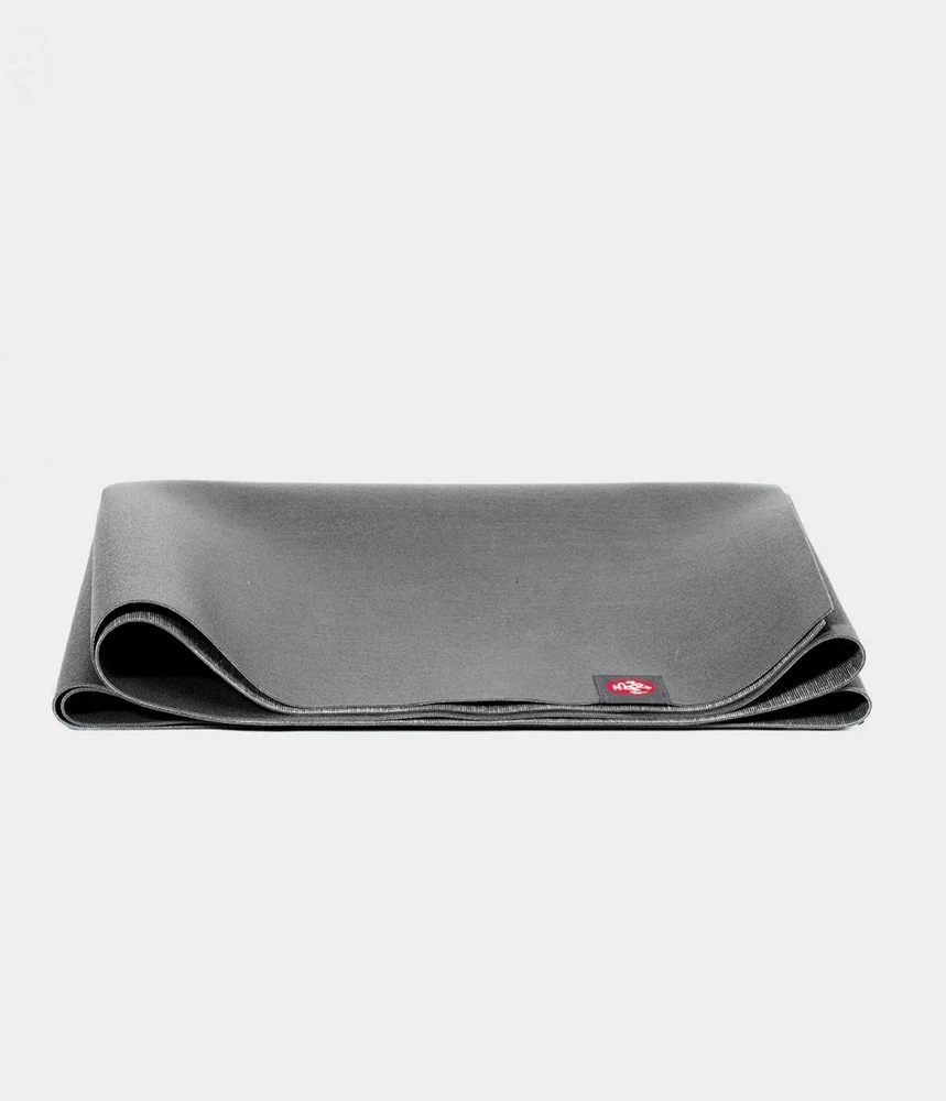 Manduka Eko Super Lite Rejse Yogamåtte 1 5mm  Charcoal Ekstra Længde